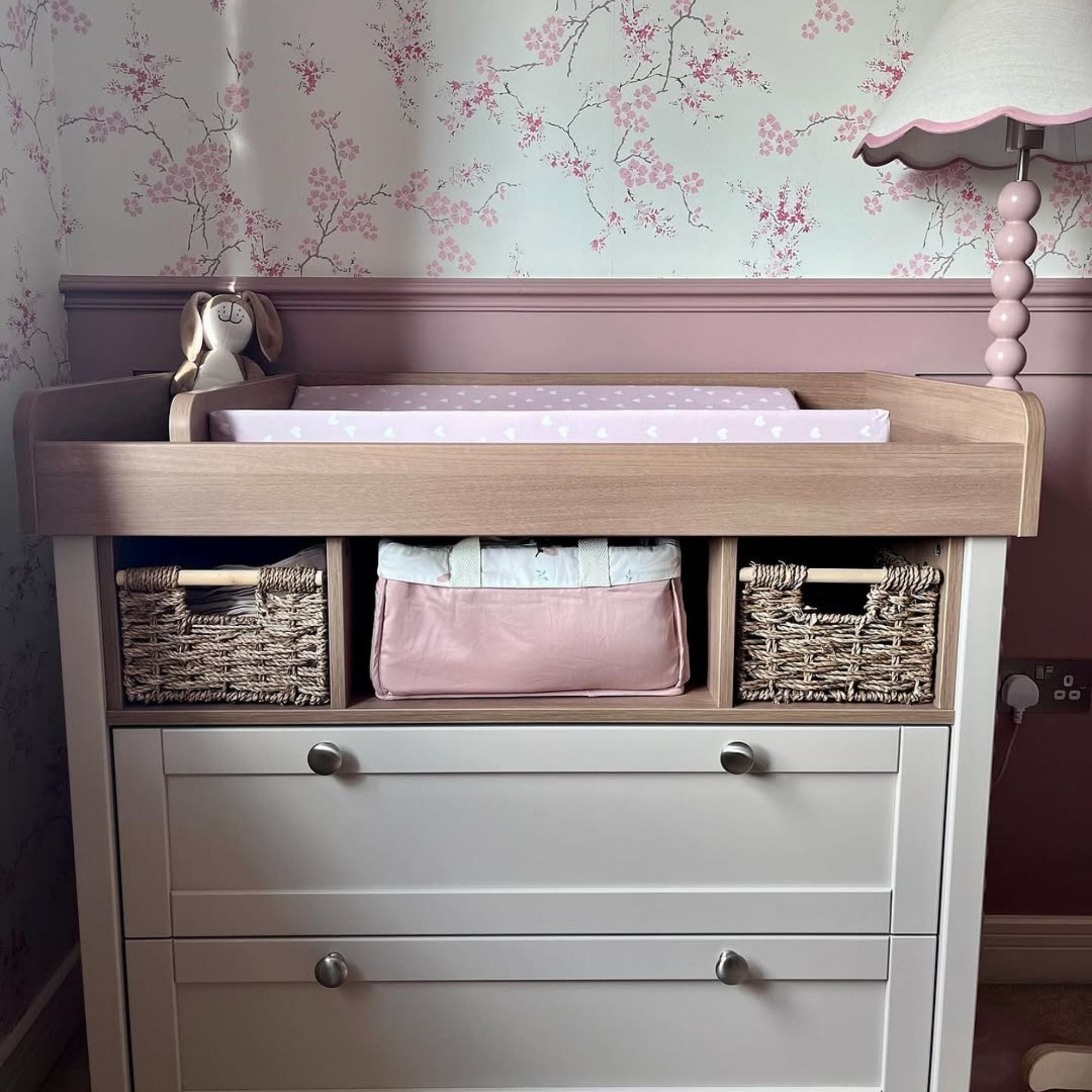 Dressers & Change Tables