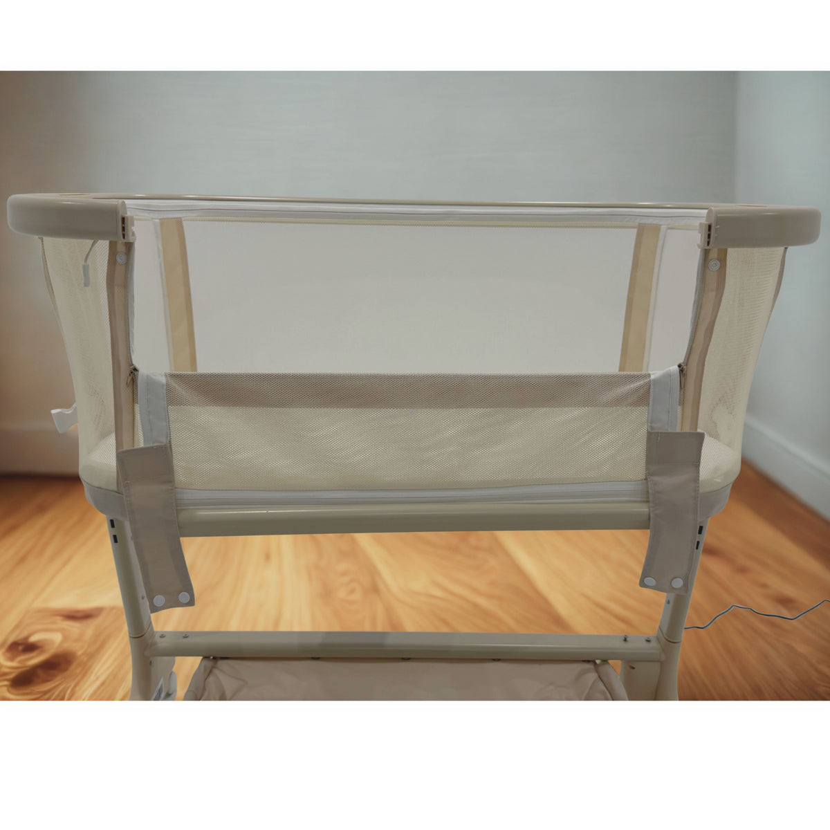 Dream Glider Bedside Sleeper – Auto Motion Bassinet |Beige