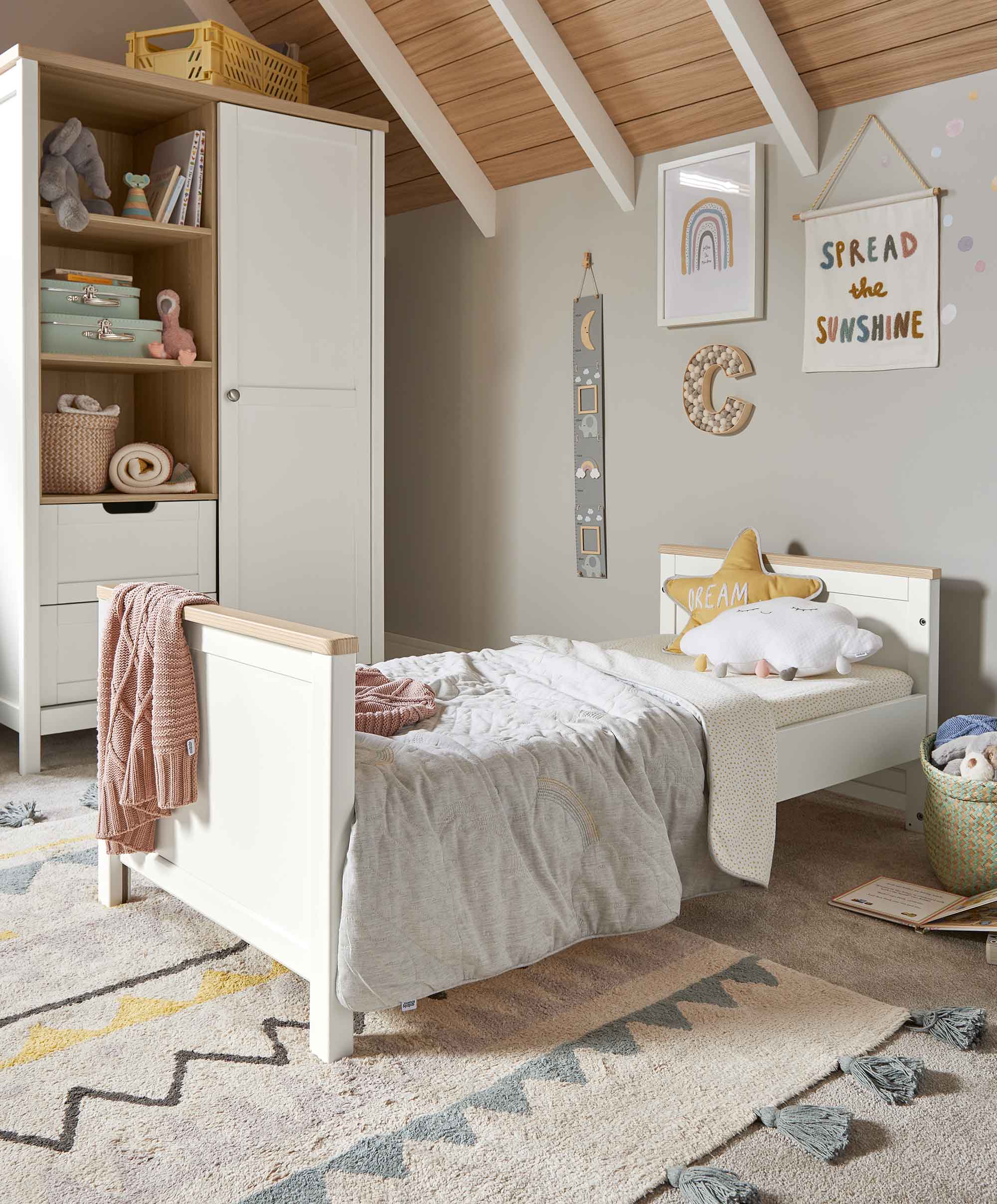 Mamas & Papas Cot Beds Harwell Baby Cot Bed - White/Oak