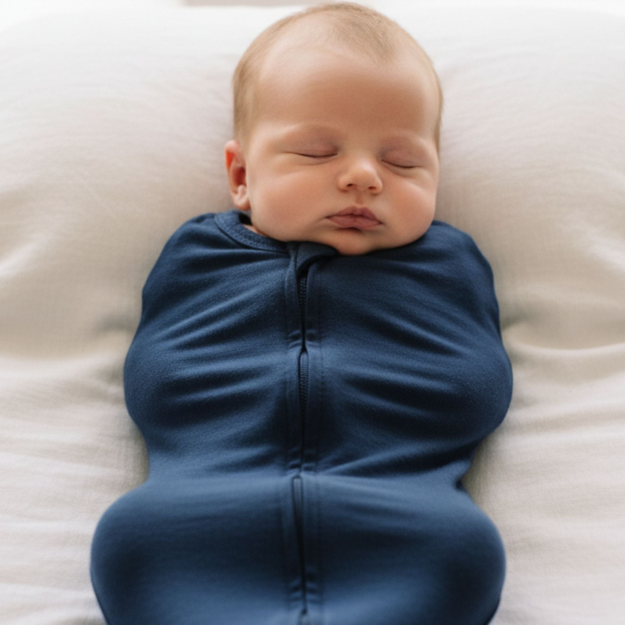 Babystudio Swaddle Pouch Organic Cotton Small (0-3m) - NAVY