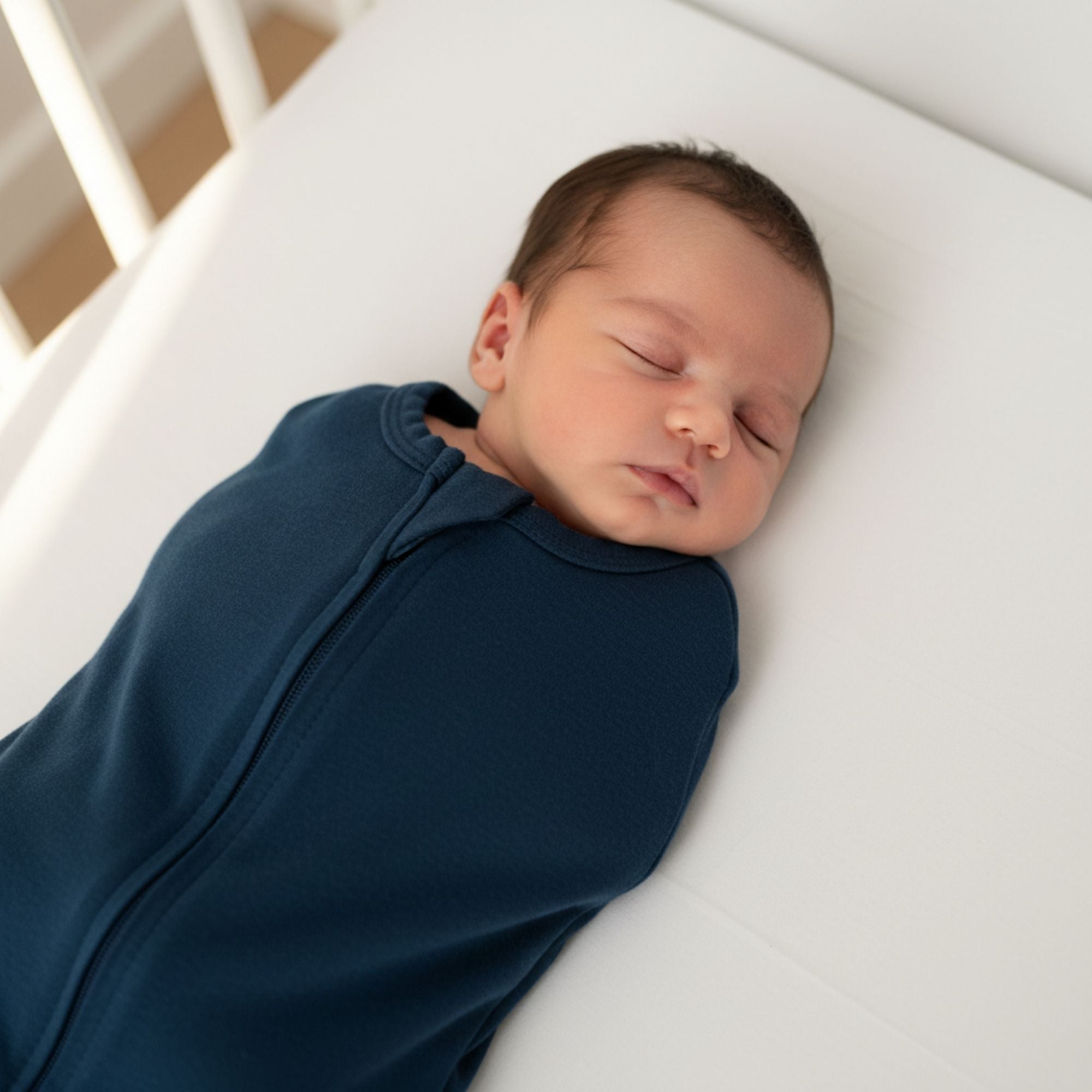 Babystudio Swaddle Pouch Organic Cotton Small (0-3m) - NAVY