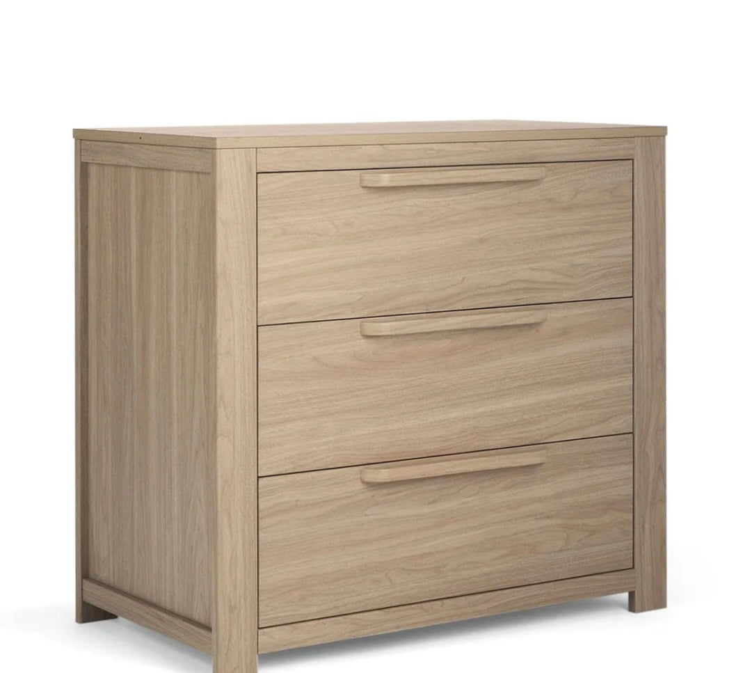 Franklin Light Oak 5 Piece Set - COT and DRESSER Set