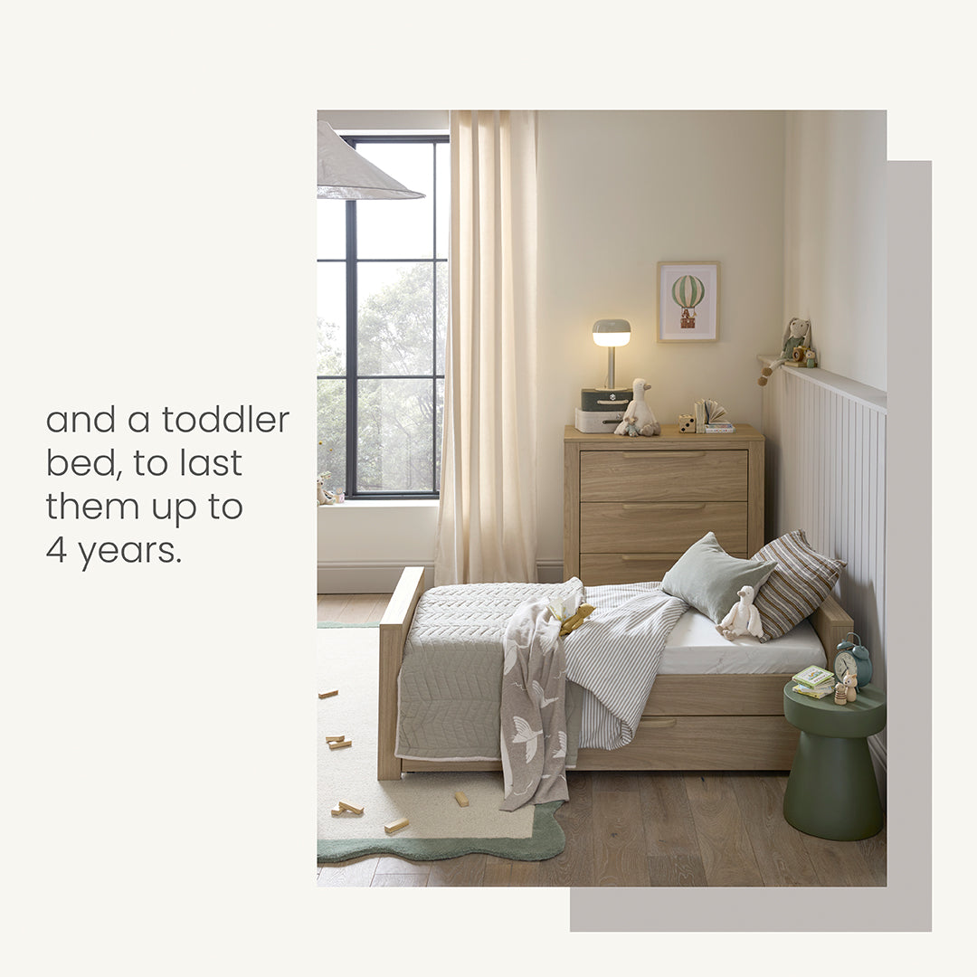 Franklin Light Oak 5 Piece Set - COT and DRESSER Set