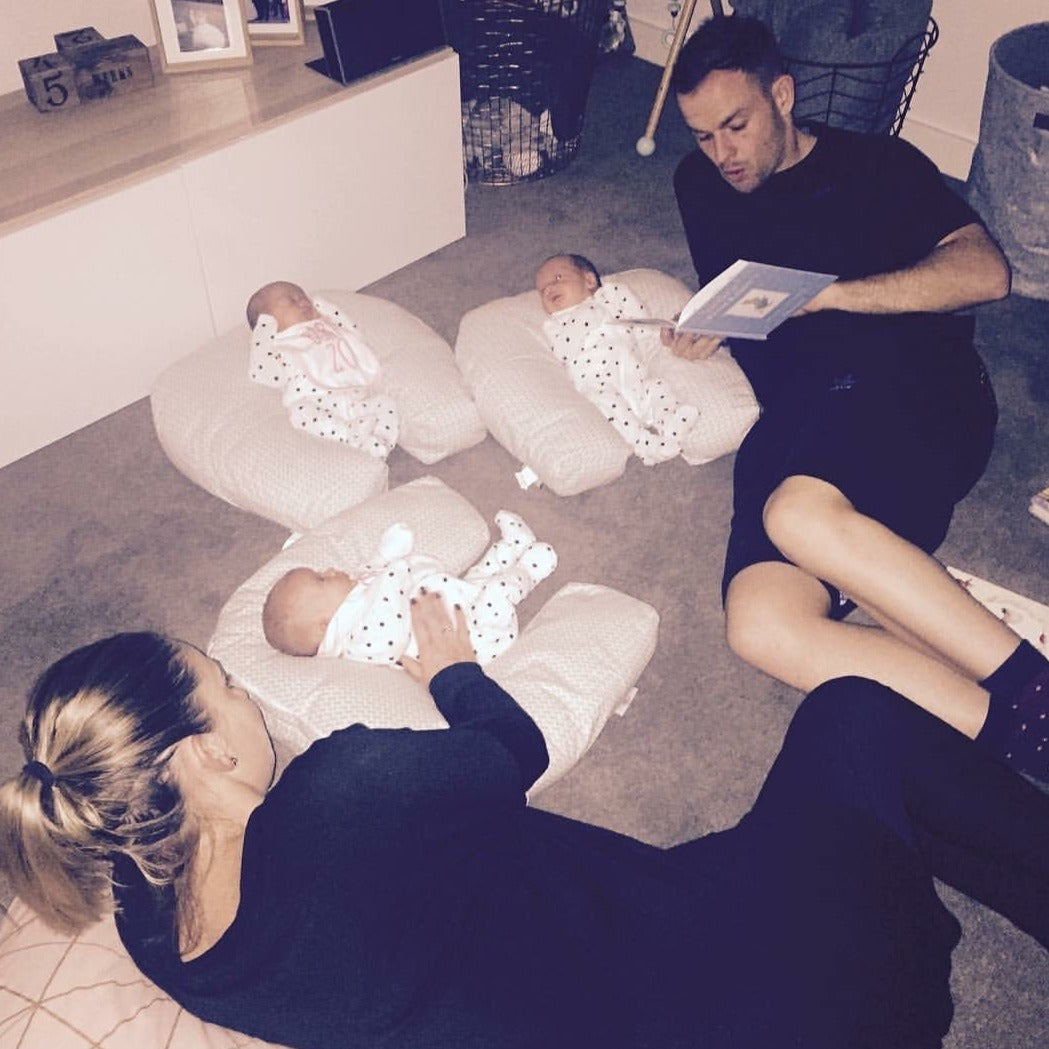 Breastfeeding Pillow – Nursing Support & Baby Positioning Cushion