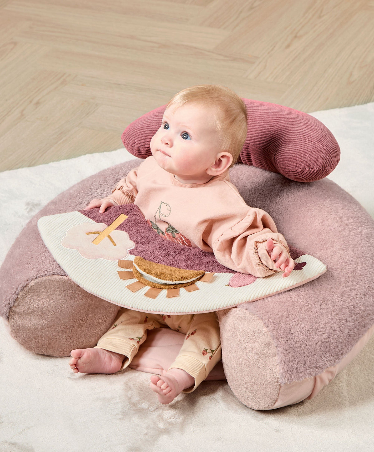 Welcome to the World Sit & Play - Floral
