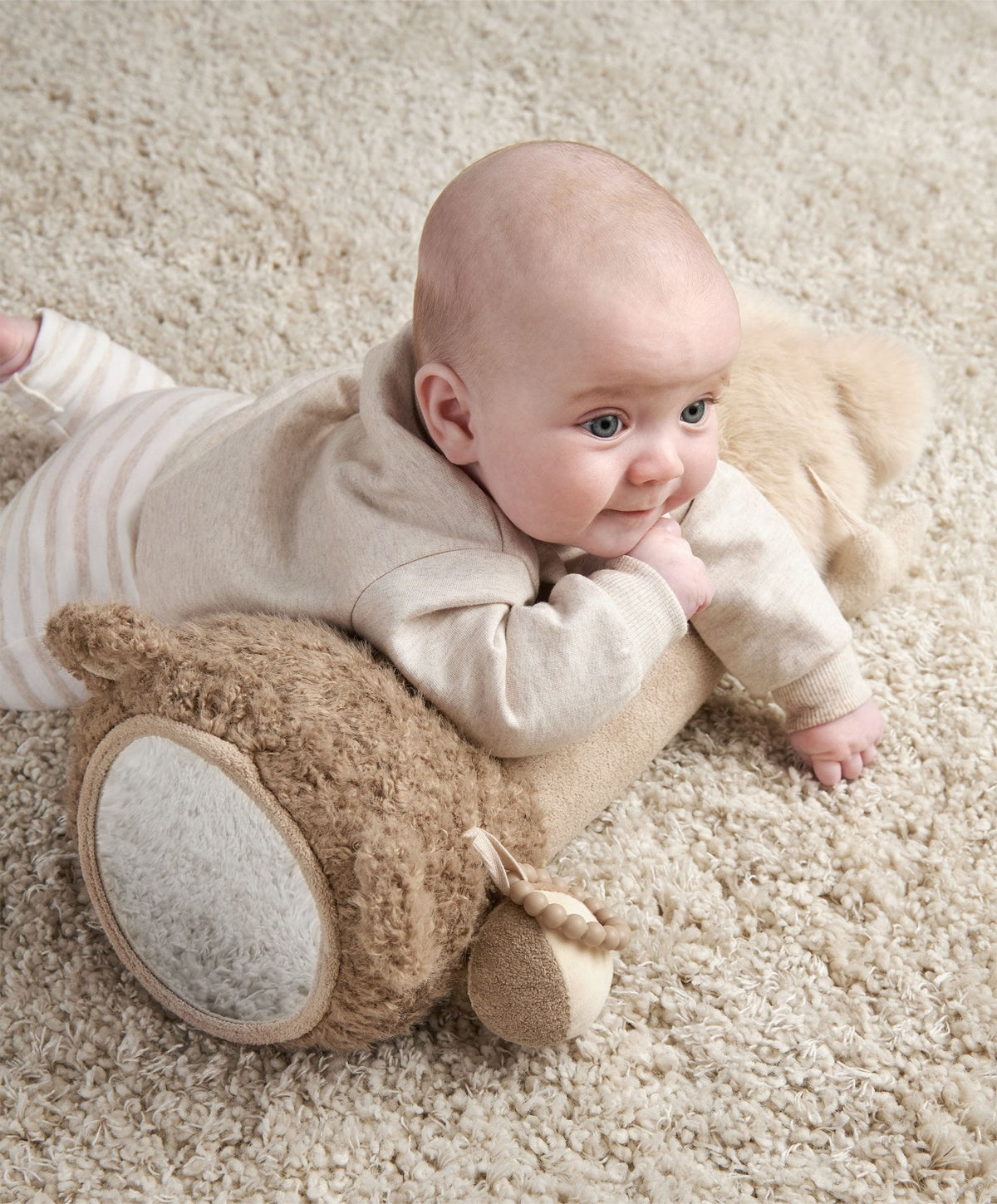 Welcome to the World Tummy Time Roll - Millie & Boris