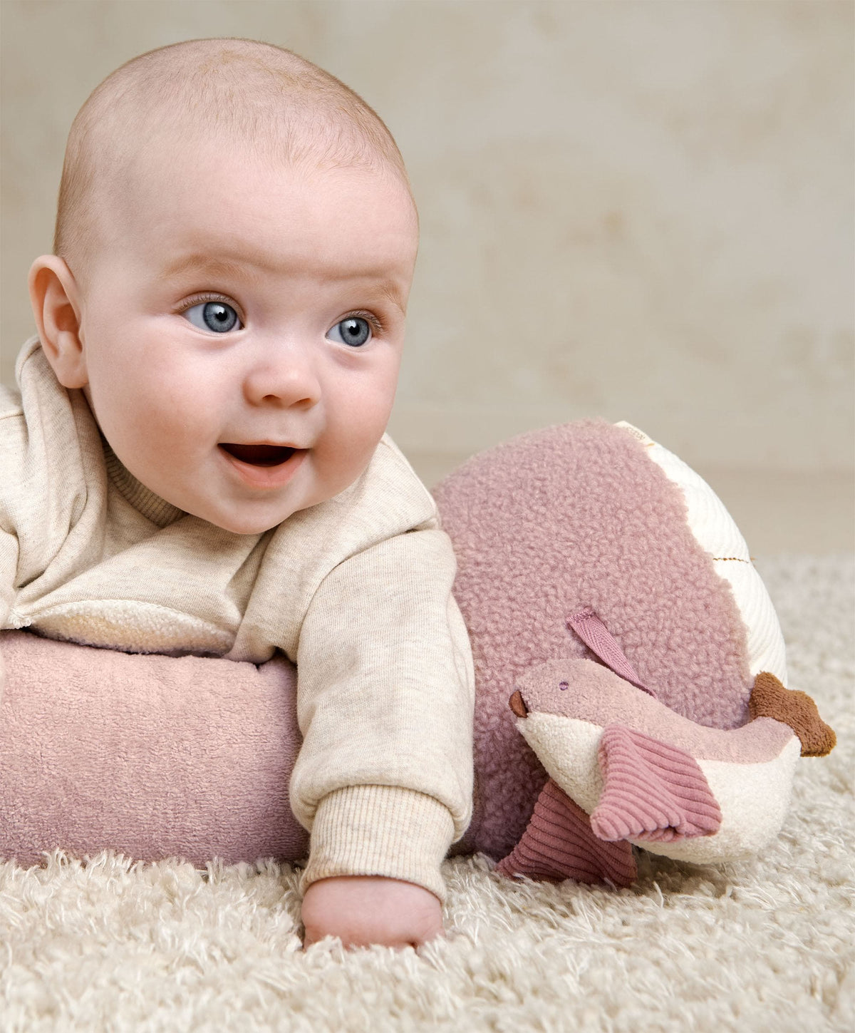 Welcome to the World Tummy Time Roll - Floral