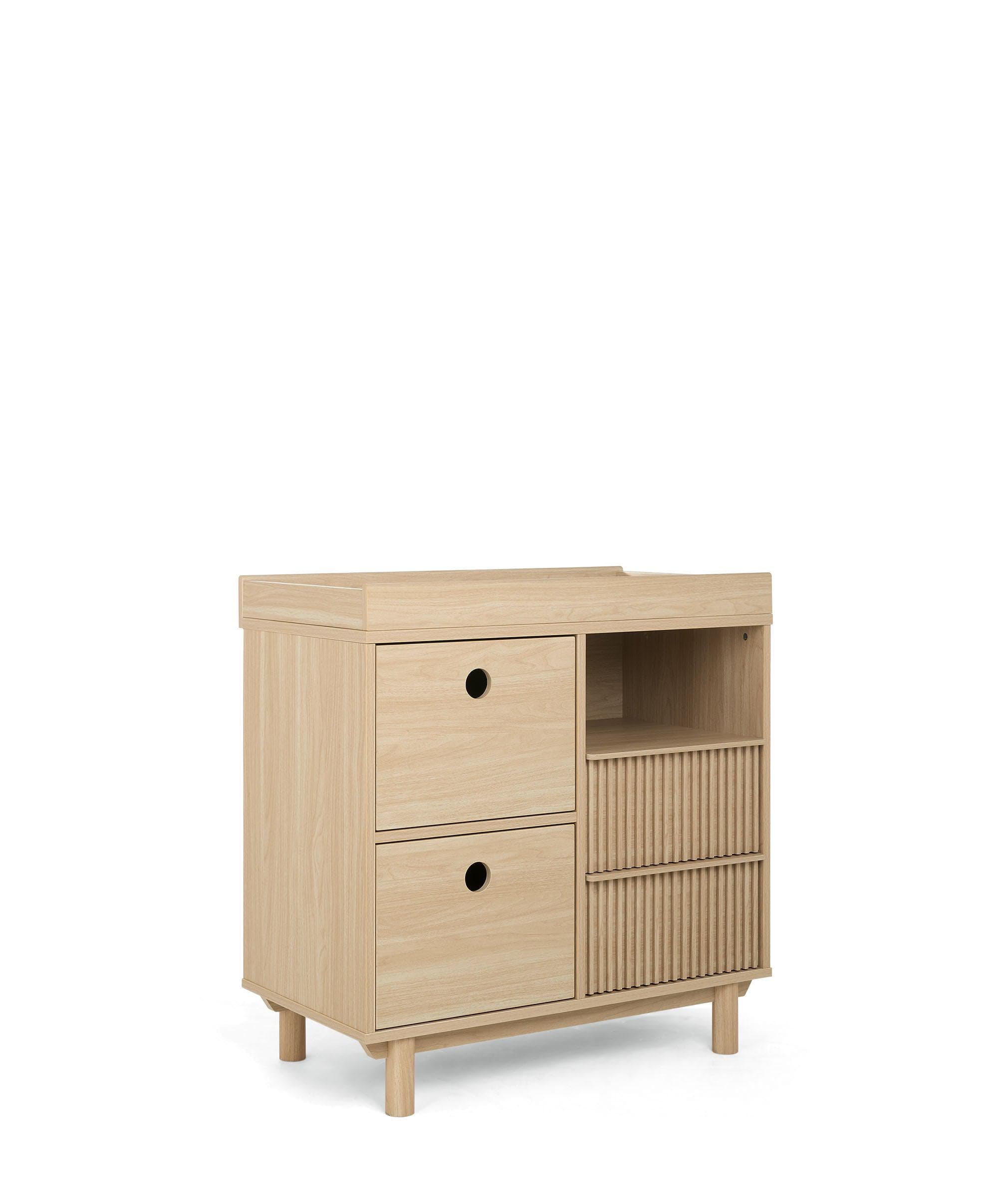 Oska Cotbed & Dresser Bundle (5 Pieces) - Oak