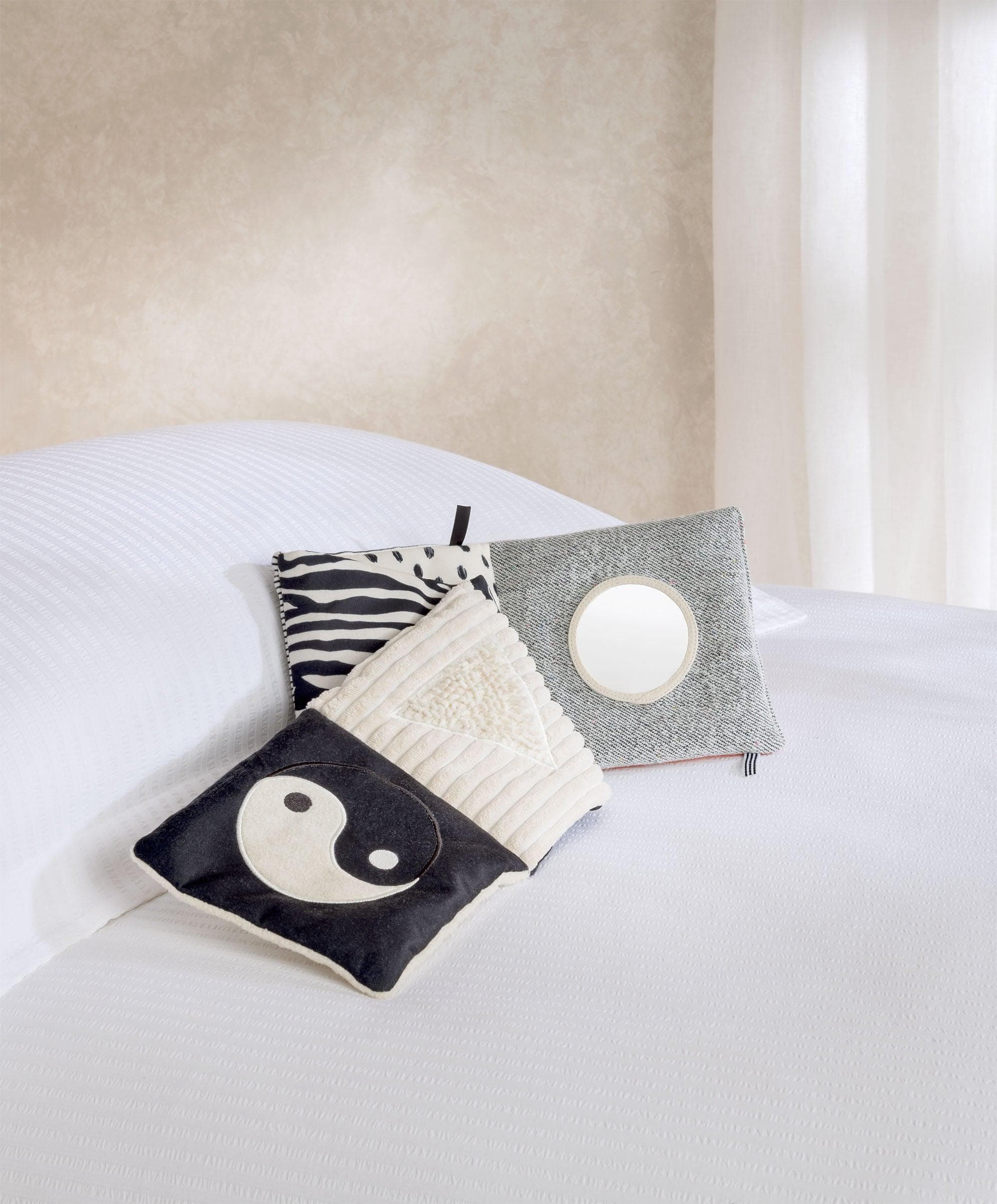 Mamas & Papas Tummy Time Mamas & Papas x Another Fox Folding Book